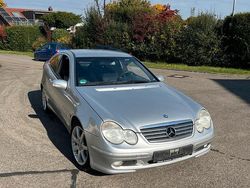Silber Gebraucht 2003 Mercedes C200 Coupé | 3.000 € (Fairer Preis)