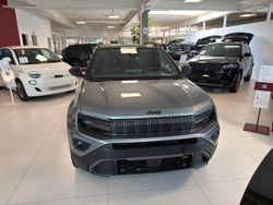 Grau Neu 2025 Jeep Avenger Overland SUV | 33.820 € (Guter Preis)