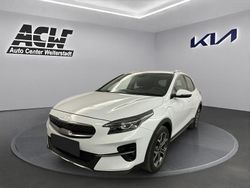 Weiß Gebraucht 2022 Kia XCeed Spirit SUV | 22.477 € (Fairer Preis)