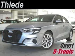 Florettsilber metallic Gebraucht 2023 Audi A3 Sport Limousine | 25.700 € (Guter Preis)