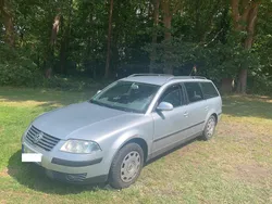 Silber Gebraucht 2005 VW Passat Kombi | 1.750 € (Guter Preis)