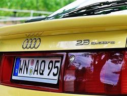 Gelb Gebraucht 1995 Audi Coupé Coupé | 15.500 €