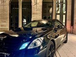 Schwarz Gebraucht 2013 Mercedes E350 AMG Coupé | 13.900 € (Superpreis)