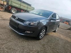 Grau Gebraucht 2012 VW Polo Limousine | 4.999 € (Guter Preis)