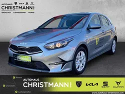 (css) lunar silver m Gebraucht 2025 Kia Ceed Vision Limousine | 21.990 € (Fairer Preis)