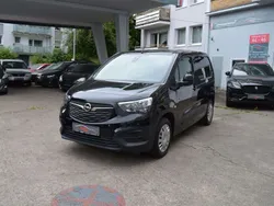 Schwarz Gebraucht 2022 Opel Combo Edition Van / Kleinbus | 13.990 € (Superpreis)