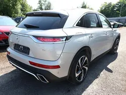 Chrystal pearl metallic chrystal pearl metallic Gebraucht 2021 DS Automobiles DS7 Crossback Grand Chic SUV | 25.779 € (Fairer Preis)