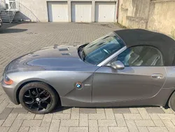 Grau Gebraucht 2005 BMW Z4 Cabrio | 8.450 € (Fairer Preis)