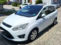 Weiß Gebraucht 2012 Ford Grand C-Max Titanium Van / Kleinbus | 6.980 € (Fairer Preis)