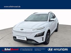 Weiß Gebraucht 2021 Hyundai Kona Edition 30+ SUV | 17.980 € (Etwas zu teuer)