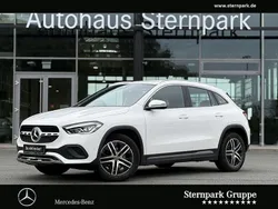 Weiß Gebraucht 2021 Mercedes GLA180 Progressive SUV | 30.950 € (Fairer Preis)