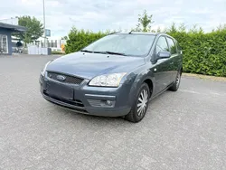 Grau Gebraucht 2007 Ford Focus Kombi | 800 € (Superpreis)