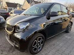 Schwarz Gebraucht 2020 Smart ForFour Basis Kleinwagen | 12.999 € (Fairer Preis)