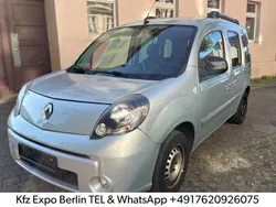 Grau Gebraucht 2013 Renault Kangoo Happy Family Van / Kleinbus | 4.900 € (Fairer Preis)