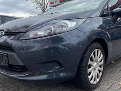Grau Gebraucht 2012 Ford Fiesta Titanium Kleinwagen | 3.999 € (Guter Preis)