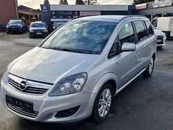 Silber Gebraucht 2012 Opel Zafira Innovation Van / Kleinbus | 2.999 € (Guter Preis)