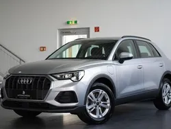 Silber Gebraucht 2022 Audi Q3 Basis SUV | 22.990 € (Fairer Preis)