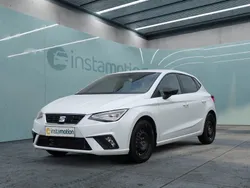 Weiß Gebraucht 2024 Seat Ibiza FR Limousine | 21.740 € (Fairer Preis)
