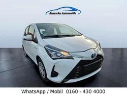 Weiß Gebraucht 2017 Toyota Yaris Hybrid Comfort Limousine | 10.750 € (Superpreis)