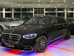 Obsidianschwarz metalliclack Gebraucht 2023 Mercedes S400 AMG line Limousine | 103.850 €