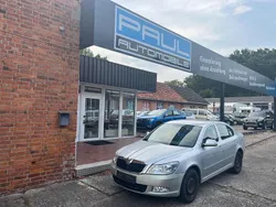 Silber Gebraucht 2009 Skoda Octavia Limousine | 3.990 € (Superpreis)