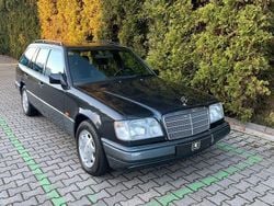Schwarz Gebraucht 1995 Mercedes E320 Limousine | 26.500 €