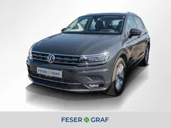 Uranograu Gebraucht 2020 VW Tiguan Highline SUV | 24.240 € (Guter Preis)