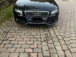 Schwarz Gebraucht 2011 Audi A4 S-Line Kombi | 6.999 € (Guter Preis)
