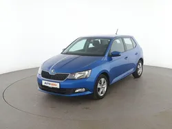 Blau Gebraucht 2017 Skoda Fabia Ambition Limousine | 9.940 € (Fairer Preis)