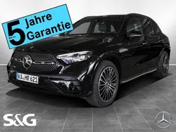 Metalliclack obsidianschwarz Gebraucht 2025 Mercedes GLC220 AMG SUV | 67.090 € (Superpreis)