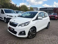 Weiß Gebraucht 2021 Peugeot 108 Allure Kleinwagen | 10.450 € (Fairer Preis)