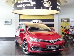 Violett Gebraucht 2017 Toyota Auris Edition-S Limousine | 12.790 € (Fairer Preis)