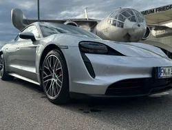 Silber Gebraucht 2020 Porsche Taycan 4S Sport Limousine | 66.666 € (Fairer Preis)