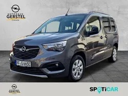 Grau Gebraucht 2023 Opel Combo-e Life Ultimate Van / Kleinbus | 29.940 € (Etwas zu teuer)