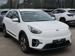 Weiß Gebraucht 2020 Kia e-Niro Edition 7 SUV | 17.750 € (Guter Preis)