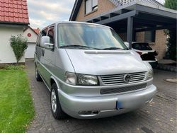 Silber Gebraucht 2002 VW T4 Van | 16.000 €