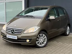 Braun Gebraucht 2010 Mercedes A180 Elegance Limousine | 7.999 € (Fairer Preis)