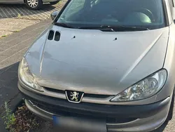 Grau Gebraucht 2005 Peugeot 206 Kleinwagen | 300 € (Superpreis)