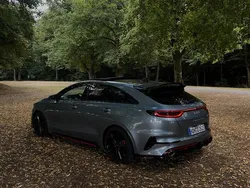 Grau Gebraucht 2023 Kia ProCeed GT 2 Kleinwagen | 33.600 € (Teuer)