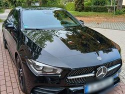 Schwarz Gebraucht 2020 Mercedes CLA200 Shooting Brake Kombi | 26.500 € (Fairer Preis)