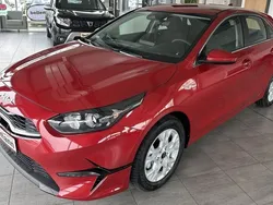 Rot Neu 2025 Kia Ceed Vision Limousine | 26.620 € (Fairer Preis)