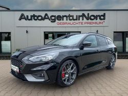 Schwarz Gebraucht 2022 Ford Focus ST Kombi | 19.450 € (Fairer Preis)