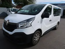 Gletscherweiss Gebraucht 2016 Renault Trafic Expression Van | 12.900 € (Superpreis)