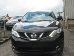 Schwarz Gebraucht 2016 Nissan Qashqai Acenta SUV | 13.490 € (Fairer Preis)
