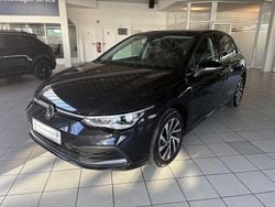 Schwarz Gebraucht 2022 VW Golf VIII IQ Drive Limousine | 21.690 € (Fairer Preis)