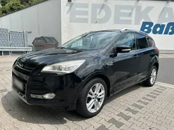 Schwarz Gebraucht 2014 Ford Kuga Titanium SUV | 10.500 € (Etwas zu teuer)