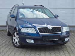 Blau Gebraucht 2006 Skoda Octavia Elegance Kombi | 1.900 € (Guter Preis)