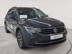 Uranograu Gebraucht 2022 VW Tiguan Life SUV | 22.990 € (Guter Preis)