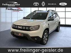 Gletscherweiss Gebraucht 2023 Dacia Duster Journey SUV | 20.990 € (Fairer Preis)