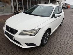 Weiß Gebraucht 2015 Seat Leon I-Tech Limousine | 9.999 € (Fairer Preis)